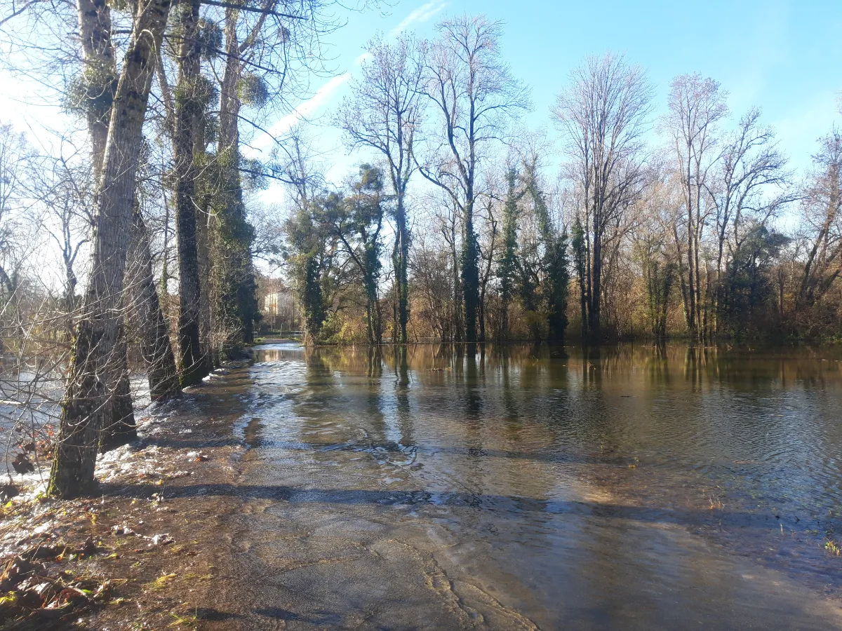 Inondations 2023 - La Nouère à Linars